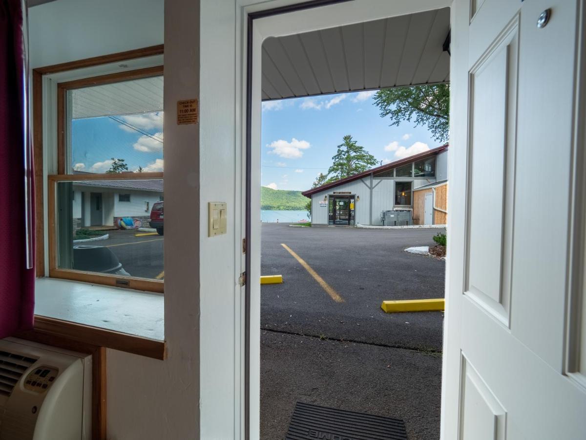 Lake 'N Pines Motel Cooperstown Exterior foto