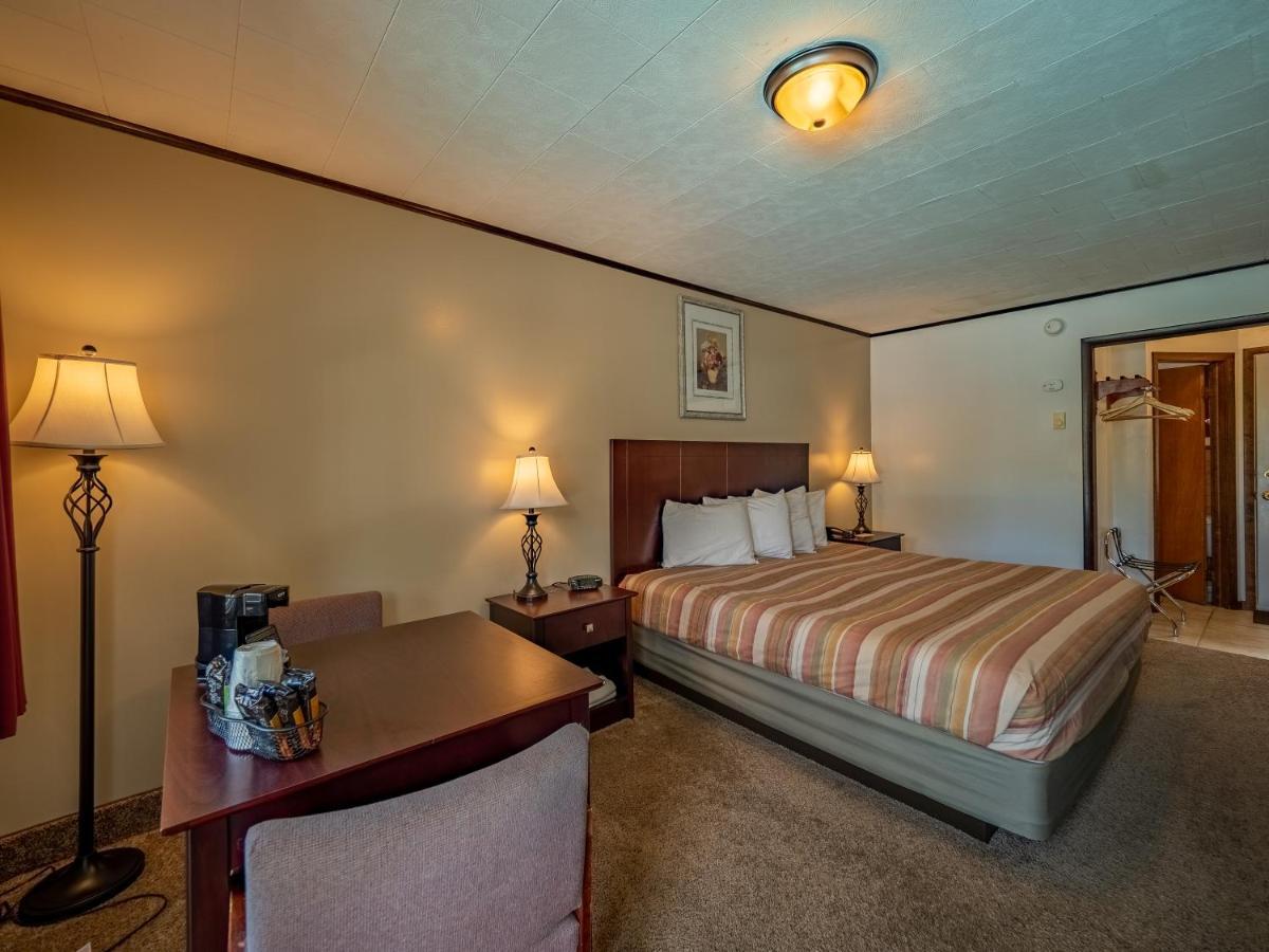 Lake 'N Pines Motel Cooperstown Exterior foto